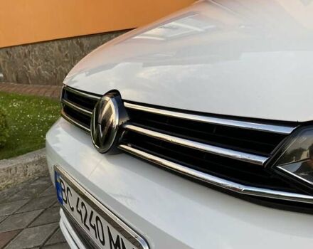 Белый Фольксваген Туран, объемом двигателя 1.6 л и пробегом 124 тыс. км за 17500 $, фото 56 на Automoto.ua