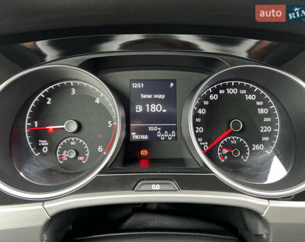 Белый Фольксваген Туран, объемом двигателя 1.97 л и пробегом 191 тыс. км за 17999 $, фото 9 на Automoto.ua