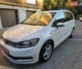 Білий Фольксваген Туран, об'ємом двигуна 2 л та пробігом 146 тис. км за 18900 $, фото 1 на Automoto.ua