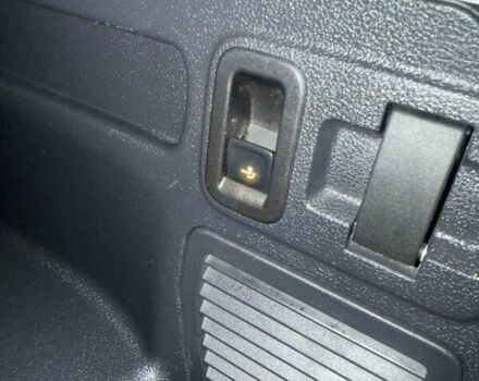 Белый Фольксваген Туран, объемом двигателя 1.6 л и пробегом 209 тыс. км за 17000 $, фото 23 на Automoto.ua