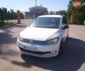 Білий Фольксваген Туран, об'ємом двигуна 1.6 л та пробігом 215 тис. км за 17550 $, фото 1 на Automoto.ua