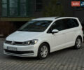 Белый Фольксваген Туран, объемом двигателя 2 л и пробегом 247 тыс. км за 16800 $, фото 1 на Automoto.ua
