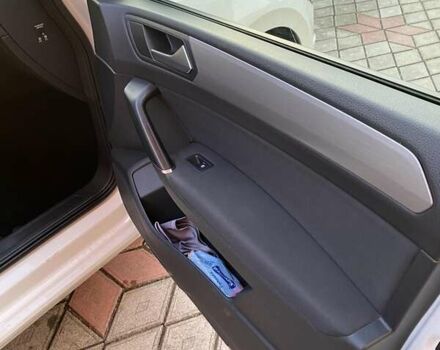 Белый Фольксваген Туран, объемом двигателя 1.6 л и пробегом 124 тыс. км за 17500 $, фото 25 на Automoto.ua