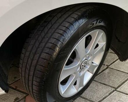 Белый Фольксваген Туран, объемом двигателя 1.6 л и пробегом 124 тыс. км за 17500 $, фото 45 на Automoto.ua