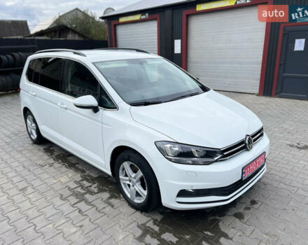 Белый Фольксваген Туран, объемом двигателя 1.97 л и пробегом 191 тыс. км за 17999 $, фото 6 на Automoto.ua