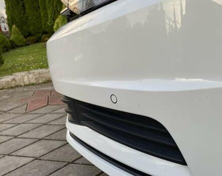 Белый Фольксваген Туран, объемом двигателя 1.6 л и пробегом 124 тыс. км за 17500 $, фото 57 на Automoto.ua