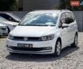 Білий Фольксваген Туран, об'ємом двигуна 1.97 л та пробігом 249 тис. км за 15900 $, фото 1 на Automoto.ua