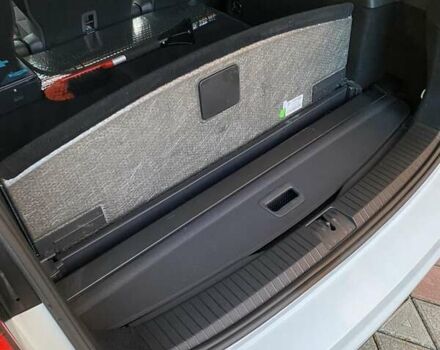 Белый Фольксваген Туран, объемом двигателя 1.6 л и пробегом 124 тыс. км за 17500 $, фото 9 на Automoto.ua