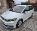 Белый Фольксваген Туран, объемом двигателя 2 л и пробегом 160 тыс. км за 18400 $, фото 4 на Automoto.ua