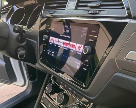 Белый Фольксваген Туран, объемом двигателя 1.6 л и пробегом 124 тыс. км за 17500 $, фото 30 на Automoto.ua