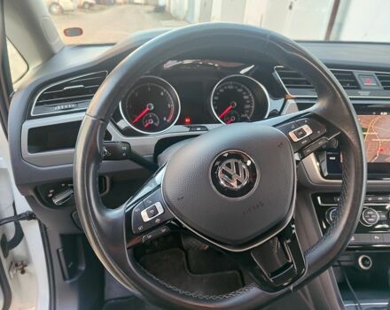 Белый Фольксваген Туран, объемом двигателя 2 л и пробегом 190 тыс. км за 19500 $, фото 7 на Automoto.ua