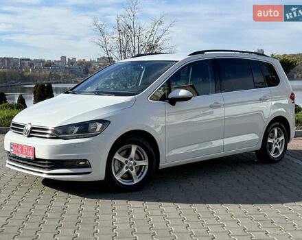 Белый Фольксваген Туран, объемом двигателя 2 л и пробегом 220 тыс. км за 18390 $, фото 7 на Automoto.ua