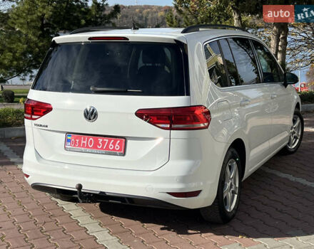 Белый Фольксваген Туран, объемом двигателя 2 л и пробегом 220 тыс. км за 18390 $, фото 31 на Automoto.ua