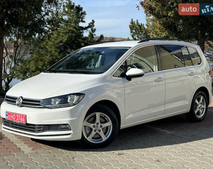 Белый Фольксваген Туран, объемом двигателя 2 л и пробегом 220 тыс. км за 17997 $, фото 12 на Automoto.ua