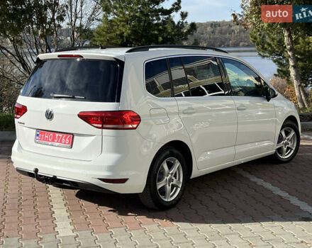 Белый Фольксваген Туран, объемом двигателя 2 л и пробегом 220 тыс. км за 17997 $, фото 30 на Automoto.ua
