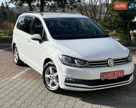 Белый Фольксваген Туран, объемом двигателя 2 л и пробегом 220 тыс. км за 17997 $, фото 17 на Automoto.ua