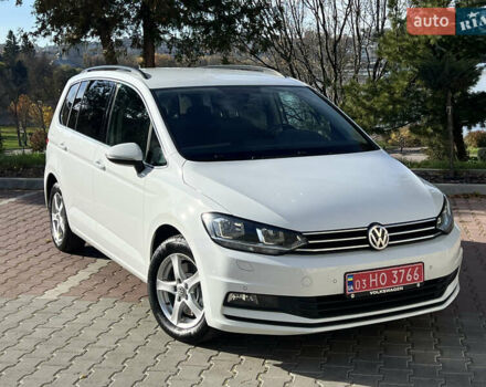 Белый Фольксваген Туран, объемом двигателя 2 л и пробегом 220 тыс. км за 17997 $, фото 18 на Automoto.ua