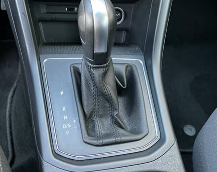 Белый Фольксваген Туран, объемом двигателя 2 л и пробегом 220 тыс. км за 17997 $, фото 53 на Automoto.ua