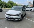 Білий Фольксваген Туран, об'ємом двигуна 1.97 л та пробігом 206 тис. км за 20800 $, фото 1 на Automoto.ua