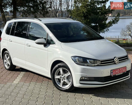 Белый Фольксваген Туран, объемом двигателя 2 л и пробегом 220 тыс. км за 18390 $, фото 16 на Automoto.ua