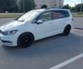Білий Фольксваген Туран, об'ємом двигуна 2 л та пробігом 263 тис. км за 20300 $, фото 1 на Automoto.ua