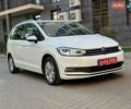 Белый Фольксваген Туран, объемом двигателя 1.97 л и пробегом 177 тыс. км за 21999 $, фото 1 на Automoto.ua