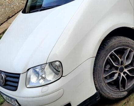 Белый Фольксваген Туран, объемом двигателя 2 л и пробегом 578 тыс. км за 2000 $, фото 9 на Automoto.ua