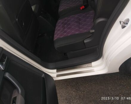 Белый Фольксваген Туран, объемом двигателя 1.4 л и пробегом 160 тыс. км за 7500 $, фото 7 на Automoto.ua