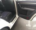 Белый Фольксваген Туран, объемом двигателя 1.4 л и пробегом 160 тыс. км за 7500 $, фото 4 на Automoto.ua
