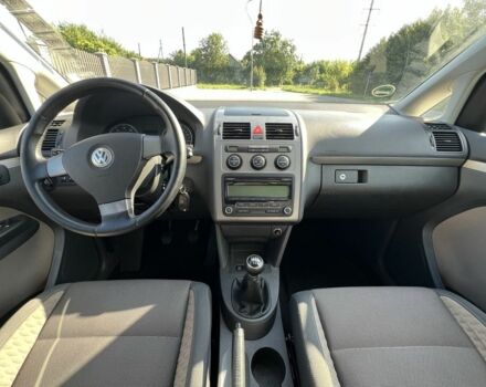 Белый Фольксваген Туран, объемом двигателя 1.4 л и пробегом 208 тыс. км за 6750 $, фото 5 на Automoto.ua