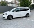 Белый Фольксваген Туран, объемом двигателя 1.4 л и пробегом 169 тыс. км за 8450 $, фото 2 на Automoto.ua