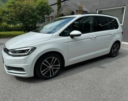 Белый Фольксваген Туран, объемом двигателя 2 л и пробегом 74 тыс. км за 5600 $, фото 2 на Automoto.ua