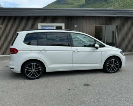 Белый Фольксваген Туран, объемом двигателя 2 л и пробегом 74 тыс. км за 5600 $, фото 3 на Automoto.ua