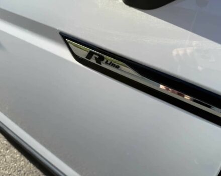 Білий Фольксваген Туран, об'ємом двигуна 1.5 л та пробігом 49 тис. км за 5600 $, фото 11 на Automoto.ua