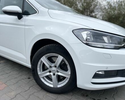 Белый Фольксваген Туран, объемом двигателя 2 л и пробегом 190 тыс. км за 18300 $, фото 5 на Automoto.ua