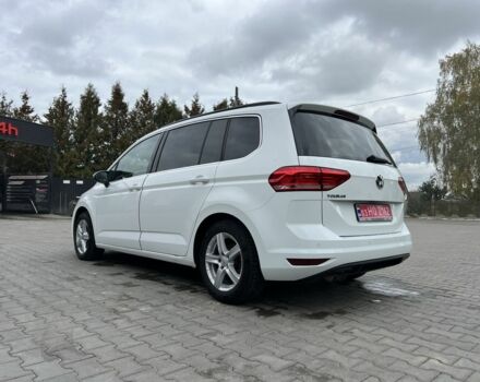 Белый Фольксваген Туран, объемом двигателя 2 л и пробегом 190 тыс. км за 18300 $, фото 3 на Automoto.ua