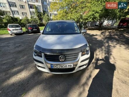 Белый Фольксваген Туран, объемом двигателя 1.39 л и пробегом 218 тыс. км за 6500 $, фото 1 на Automoto.ua