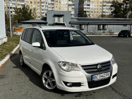 Білий Фольксваген Туран, об'ємом двигуна 1.4 л та пробігом 197 тис. км за 6300 $, фото 1 на Automoto.ua