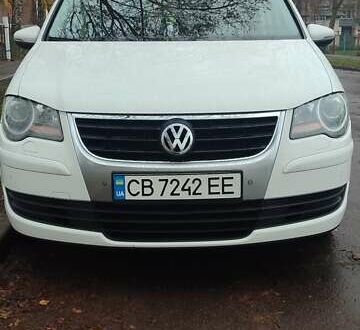 Белый Фольксваген Туран, объемом двигателя 1.39 л и пробегом 186 тыс. км за 8850 $, фото 1 на Automoto.ua