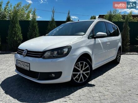 Білий Фольксваген Туран, об'ємом двигуна 1.97 л та пробігом 170 тис. км за 10600 $, фото 1 на Automoto.ua