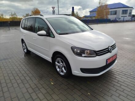 Белый Фольксваген Туран, объемом двигателя 0 л и пробегом 238 тыс. км за 8500 $, фото 1 на Automoto.ua