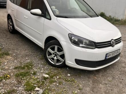 Фольксваген Туран 2013 у Броварах на Automoto.ua Білий Фольксваген Туран, об'ємом двигуна 1.6 л та пробігом 360 тис. км за 8700 $, фото 1 на Automoto.ua