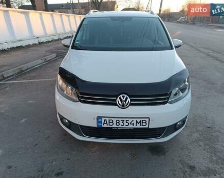 Білий Фольксваген Туран, об'ємом двигуна 2 л та пробігом 226 тис. км за 14000 $, фото 1 на Automoto.ua