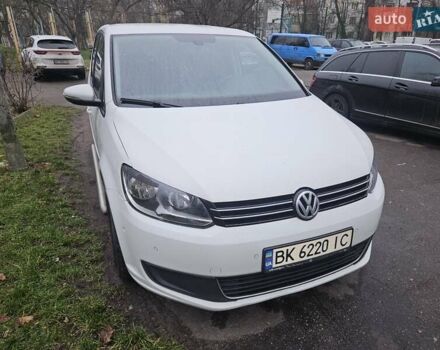 Белый Фольксваген Туран, объемом двигателя 1.97 л и пробегом 232 тыс. км за 13300 $, фото 1 на Automoto.ua