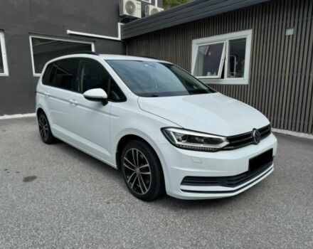 Фольксваген Туран 2016 в Киеве на Automoto.ua Белый Фольксваген Туран, объемом двигателя 2 л и пробегом 74 тыс. км за 5600 $, фото 1 на Automoto.ua