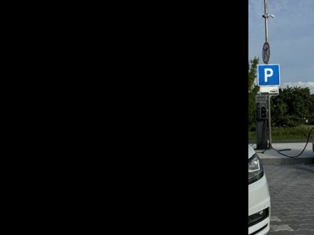 Белый Фольксваген Туран, объемом двигателя 2 л и пробегом 310 тыс. км за 14200 $, фото 1 на Automoto.ua