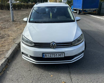 Фольксваген Туран 2016 в Новоукраинке на Automoto.ua Белый Фольксваген Туран, объемом двигателя 1.97 л и пробегом 390 тыс. км за 12900 $, фото 1 на Automoto.ua