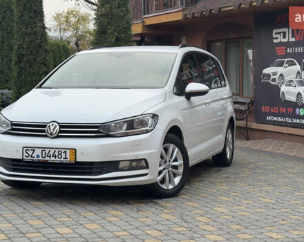 Фольксваген Туран 2017 в Сваляве на Automoto.ua Белый Фольксваген Туран, объемом двигателя 1.97 л и пробегом 232 тыс. км за 16600 $, фото 1 на Automoto.ua