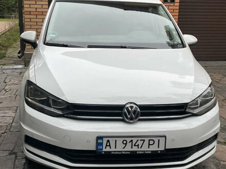 Білий Фольксваген Туран, об'ємом двигуна 1.97 л та пробігом 254 тис. км за 18500 $, фото 1 на Automoto.ua