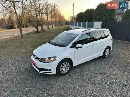 Фольксваген Туран 2019 у Луцьку на Automoto.ua Білий Фольксваген Туран, об'ємом двигуна 2 л та пробігом 200 тис. км за 18200 $, фото 1 на Automoto.ua